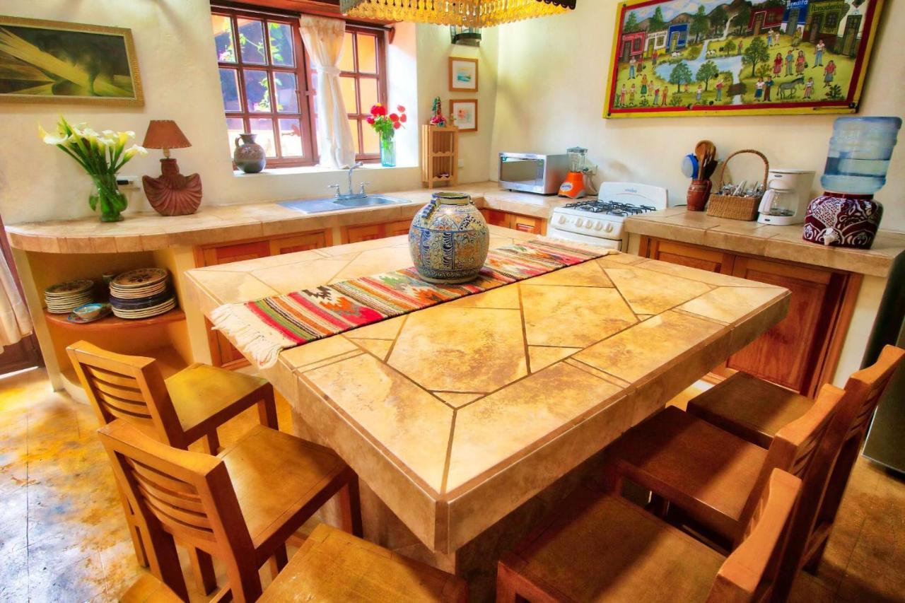 Hotel Casa Encantada Patzcuaro Bagian luar foto