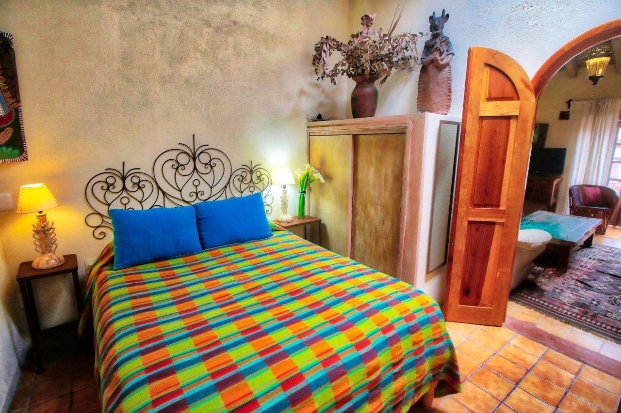 Hotel Casa Encantada Patzcuaro Bagian luar foto