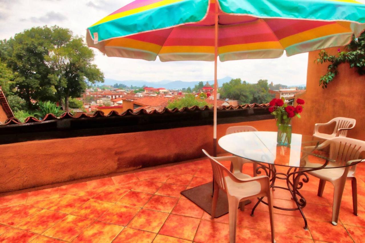 Hotel Casa Encantada Patzcuaro Bagian luar foto